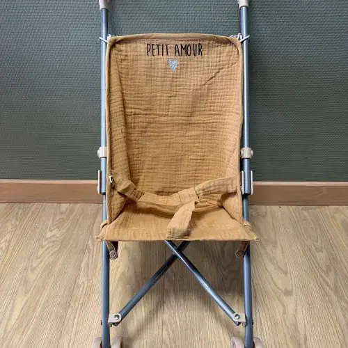 Les Petits Marmots | Poussette poupée camel - Petit amour