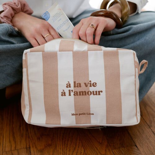 Les Petits Marmots | Trousse de toilette rayé nude - A la vie, à l'amour