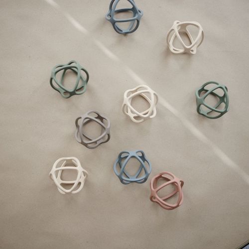 Les Petits Marmots | Balle en silicone - Mushie 
