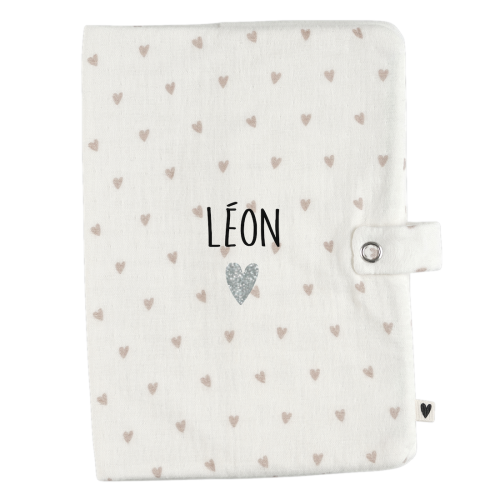 Les Petits Marmots | Protège carnet de santé petits cœurs - Atelier Wagram