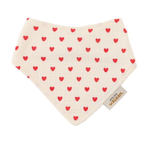 Les Petits Marmots | Bavoir bandana Atelier Wagram - Coeurs rouges